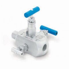 Swagelok Instrumentation Isolation Double Block and Bleed Valve, 1/2 in. Male NPT